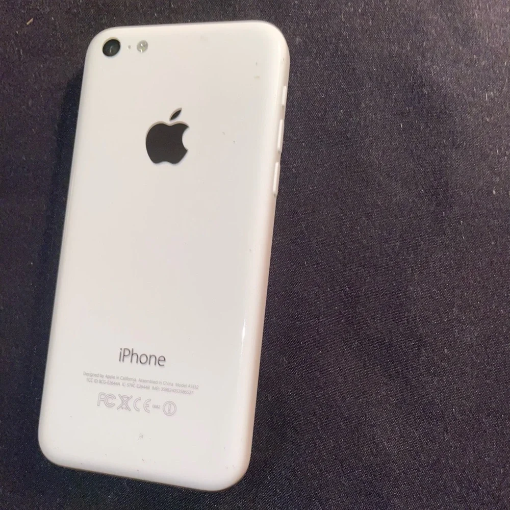 📢🎈🚨6️⃣TIMES🎈🎁🎉🎊HOST PIC 🪩I Phone 5C📲🚨